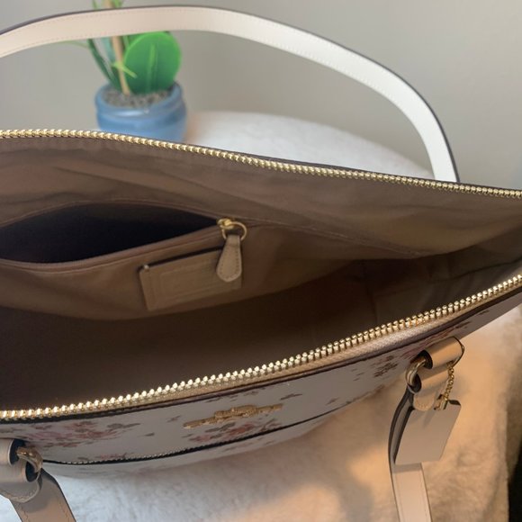 Coach Rose Gallery Tote - Picture 5 of 6